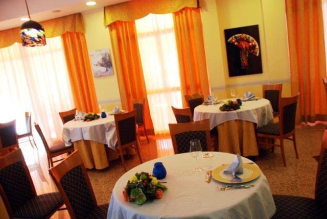 Hotel San Giacomo Monteprandone Luaran gambar